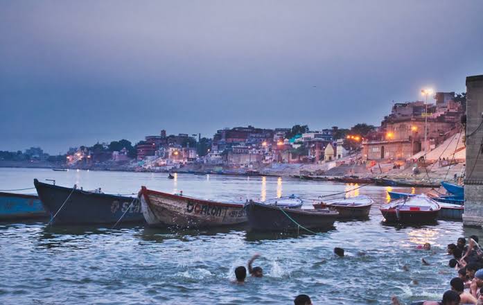 10 Famous Ghats in Varanasi – An Abode To Liberate Your&nbsp;Soul